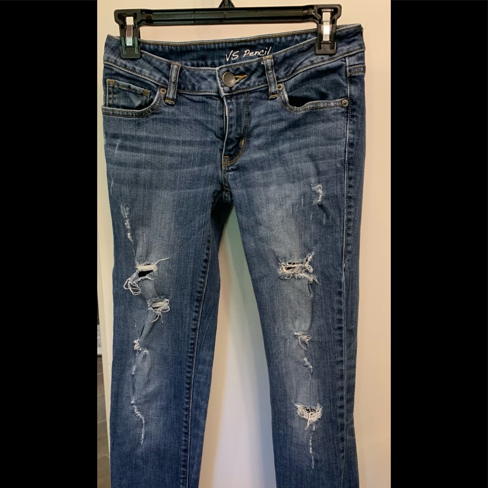 VS Pencil Jeans Size 2 Distressed